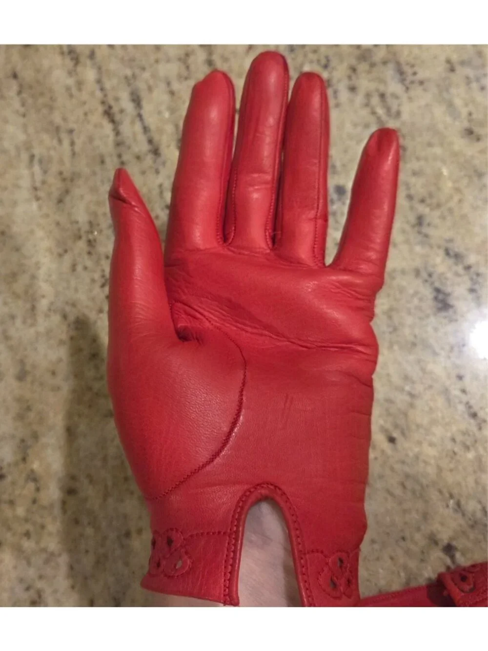 Vintage Womens Size M Red Soft Leather Formal Gloves Eyelet Wrist Italy